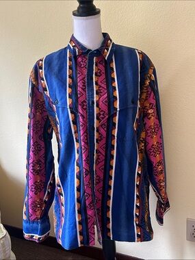 Rodeo Active Button-Up Shirt in Blue and Cream